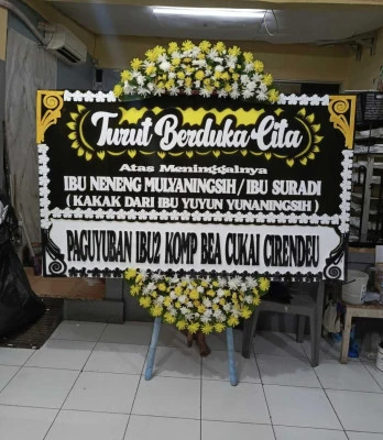Papan Bunga di Girirejo Tirtomoyo